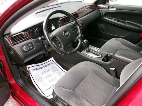 Used 2013 Chevrolet Impala LT FWD image 10