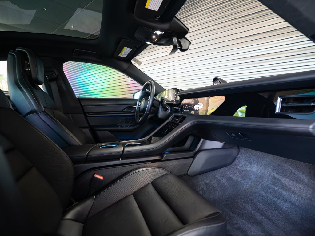 Certified 2022 Porsche Taycan RWD image 28