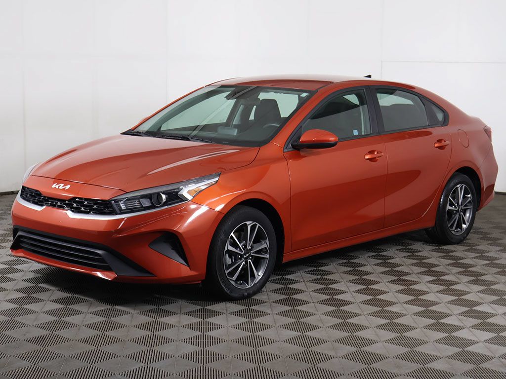 Certified 2023 Kia Forte LXS FWD image 6