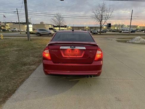 Used 2010 Ford Fusion SEL image 4