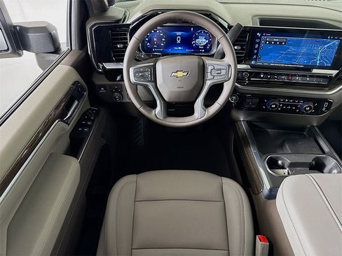New 2026 Chevrolet Silverado 2500 LT w/ Texas Edition image 15
