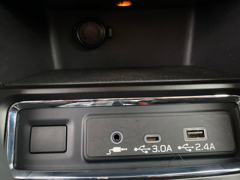 Certified 2023 Subaru Ascent Premium w/ Convenience Package image 33