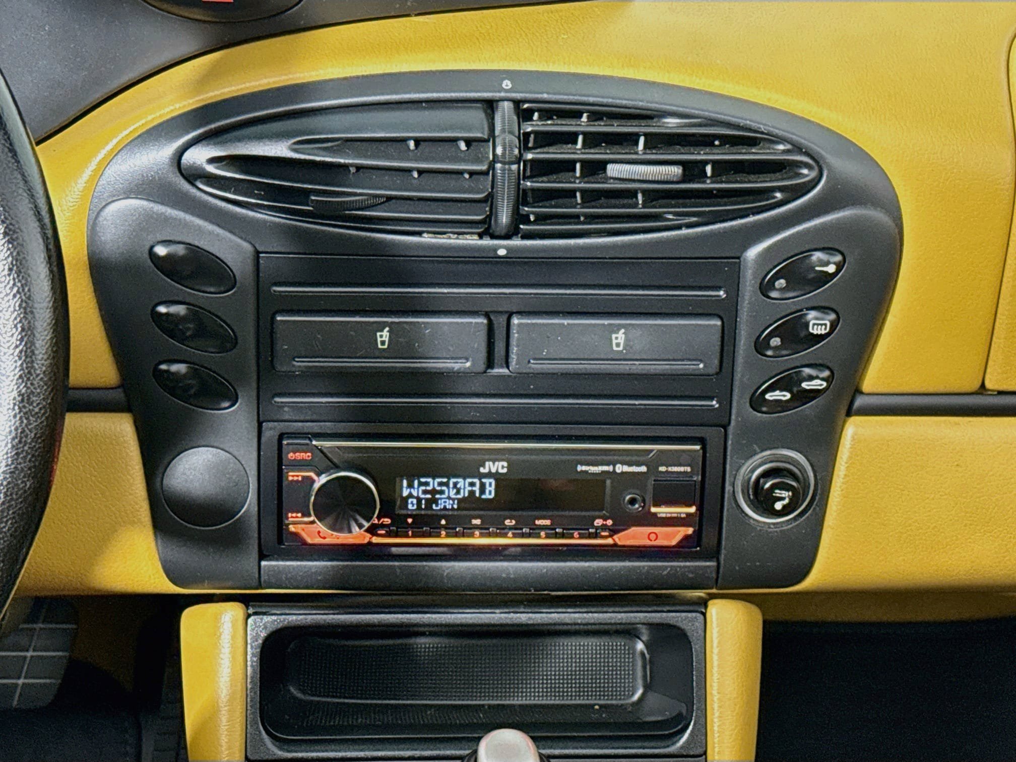 Used 2002 Porsche Boxster RWD image 26