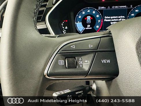 Certified 2025 Audi Q3 2.0T Premium w/ Convenience Plus Package AWD/4WD image 17