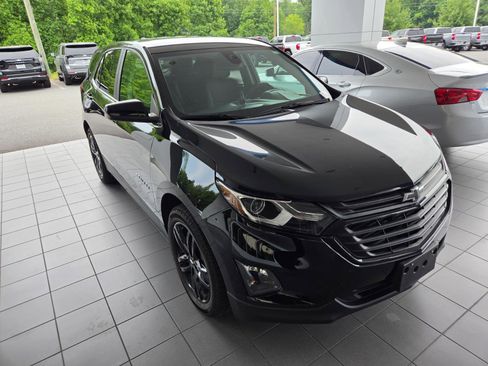 Used 2021 Chevrolet Equinox LT AWD/4WD image 3