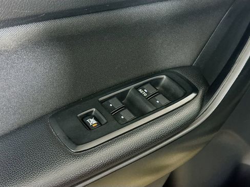 Used 2019 Ford Ranger XLT w/ Equipment Group 302A Luxury AWD/4WD image 18