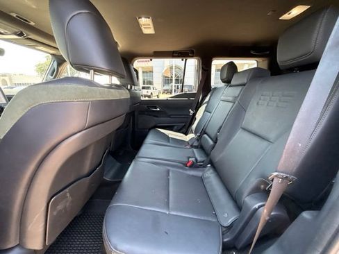 Used 2024 Lexus GX 550 AWD/4WD image 13