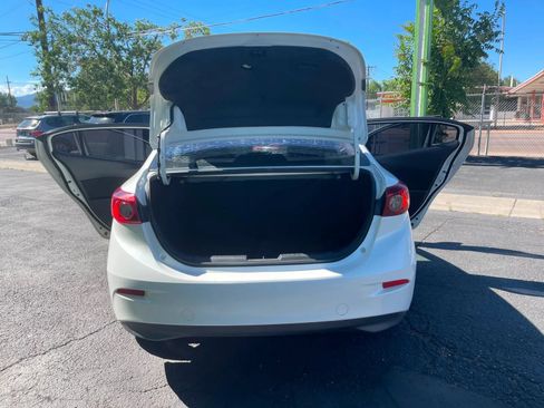 Used 2015 MAZDA MAZDA3 i Sport FWD image 20