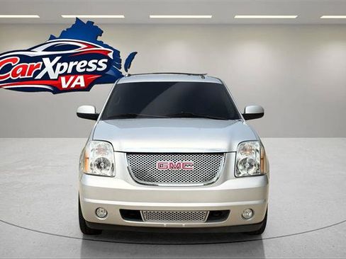 Used 2014 GMC Yukon XL Denali AWD/4WD image 8