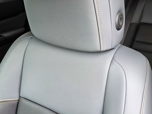 Used 2025 Honda Prologue Touring image 15