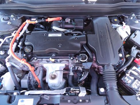 Used 2019 Honda Accord Touring image 23