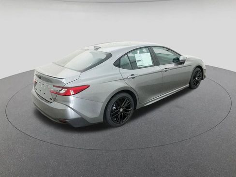 New 2026 Toyota Camry SE image 9