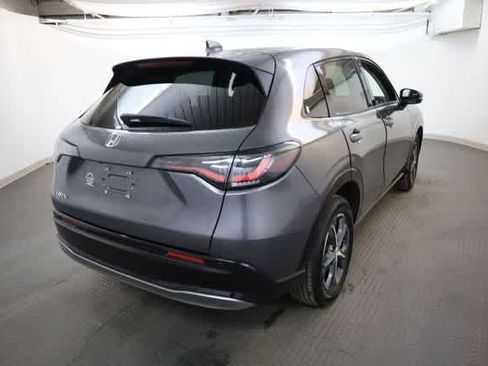 Used 2025 Honda HR-V EX-L image 6