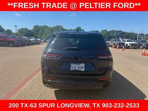 Used 2023 Jeep Grand Cherokee L Summit AWD/4WD image 7