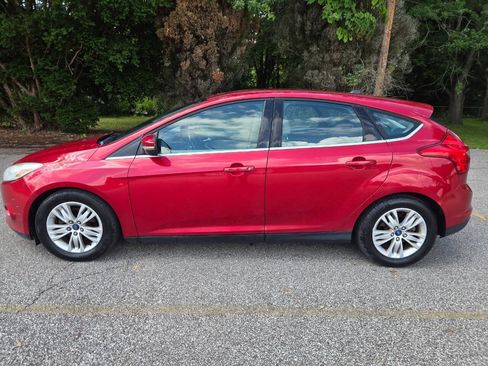Used 2012 Ford Focus SEL FWD image 4