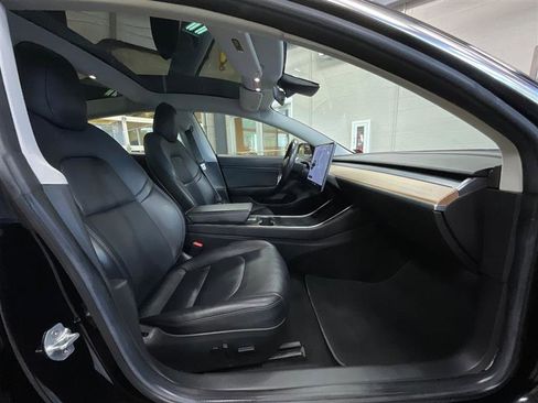 Used 2018 Tesla Model 3 Long Range RWD image 24