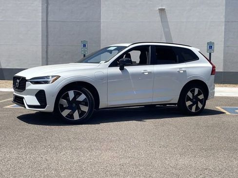Certified 2025 Volvo XC60 T8 Plus w/ Protection Package Premier AWD/4WD image 2