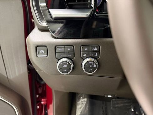 New 2026 GMC Sierra 1500 SLT w/ SLT Premium Package AWD/4WD image 19