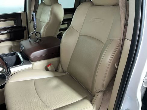 Used 2016 RAM 1500 Laramie image 15