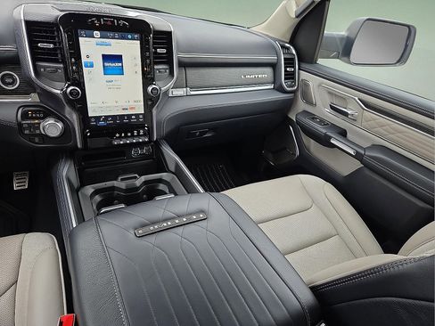 Used 2023 RAM 1500 Limited AWD/4WD image 12