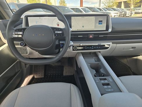 Used 2025 Hyundai Ioniq 6 SEL RWD image 15