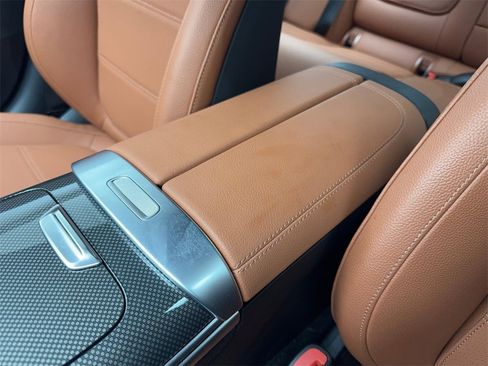 Used 2025 Mercedes-Benz C 300 Sedan image 64