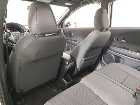 Used 2021 Honda HR-V Sport image 11