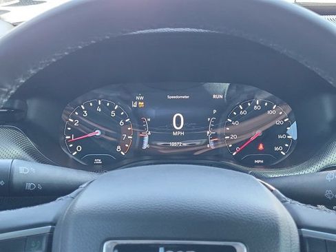 Used 2024 Jeep Compass Latitude w/ Convenience Group AWD/4WD image 22