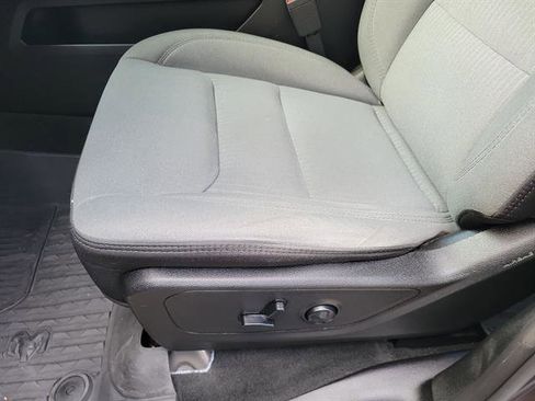 Used 2020 RAM 1500 Big Horn image 4