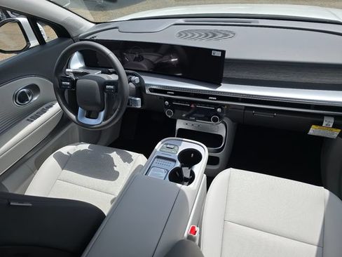 New 2026 Hyundai Ioniq 9 SEL AWD/4WD image 24