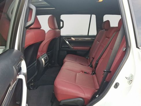 Used 2023 Lexus GX 460 Premium image 8