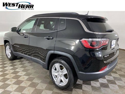 Used 2022 Jeep Compass Latitude w/ Convenience Group AWD/4WD image 25