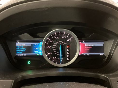 Used 2015 Ford Explorer XLT w/ Equipment Group 202A image 19