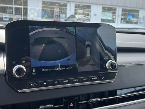 Used 2024 Mitsubishi Outlander Ralliart image 16