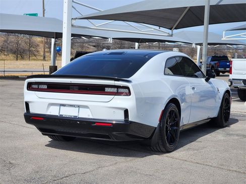 Used 2025 Dodge Charger Daytona Scat Pack w/ Track Pack image 7
