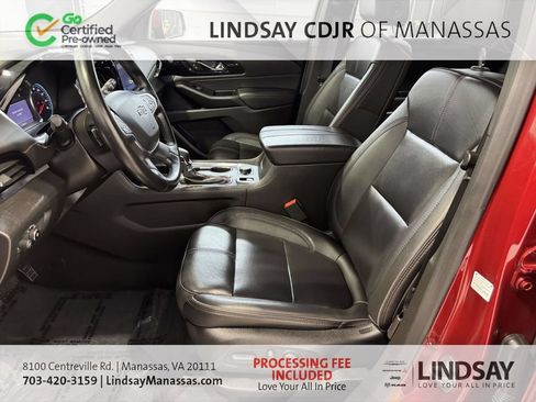 Used 2023 Chevrolet Traverse RS AWD/4WD image 19