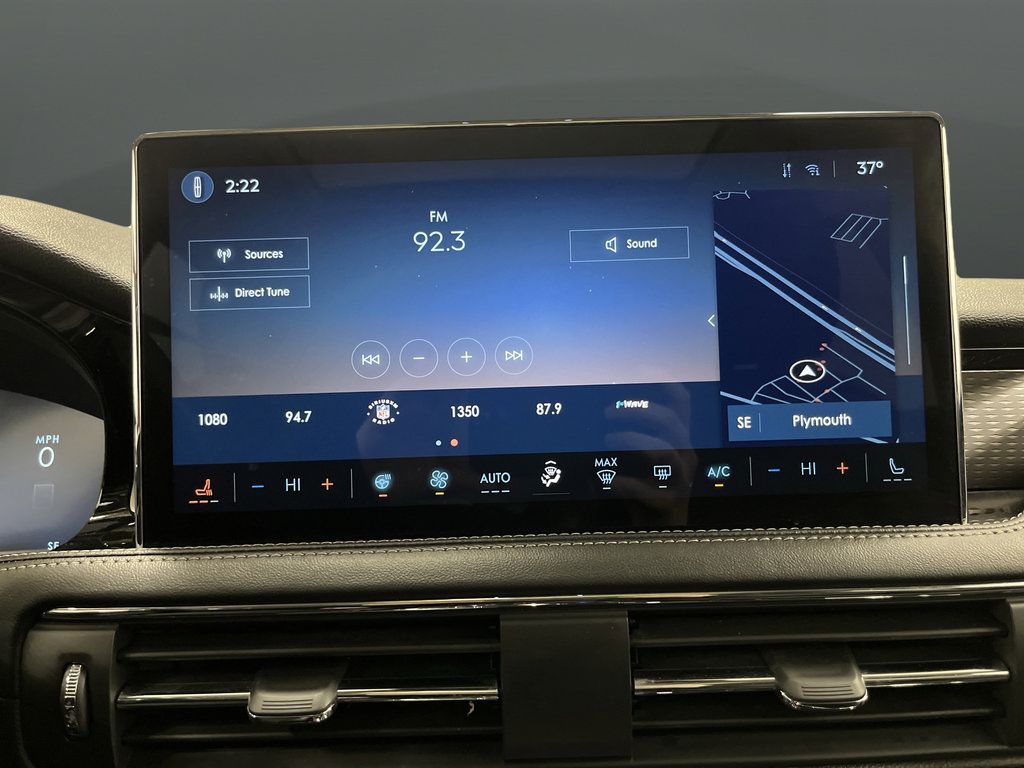 Used 2024 Lincoln Corsair Grand Touring w/ Equipment Group 301A AWD/4WD image 20