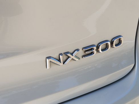 Used 2020 Lexus NX 300 FWD w/ Premium Package image 10