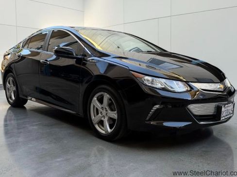 Used 2018 Chevrolet Volt LT image 8