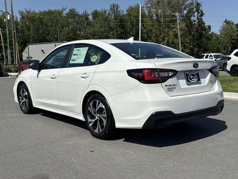 Used 2025 Subaru Legacy Premium image 5
