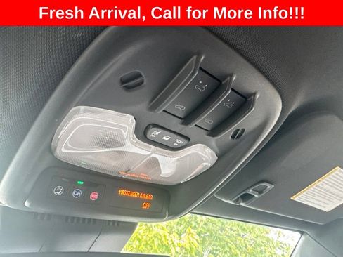 Used 2023 GMC Canyon AT4 w/ AT4 Premium Package AWD/4WD image 15
