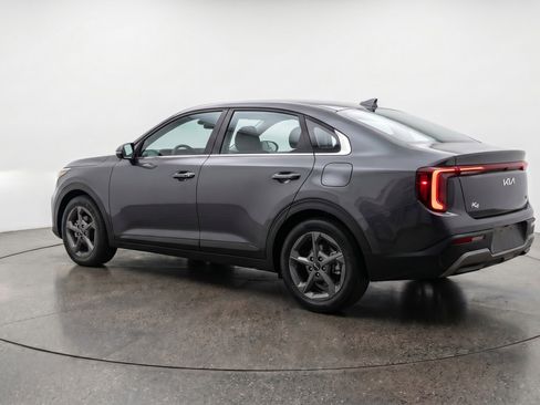 Used 2025 Kia K4 LXS image 6