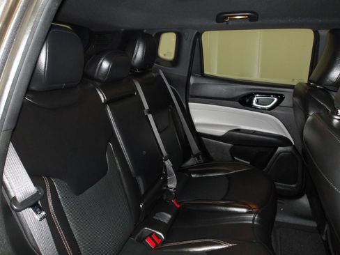 Used 2023 Jeep Compass Limited AWD/4WD image 16