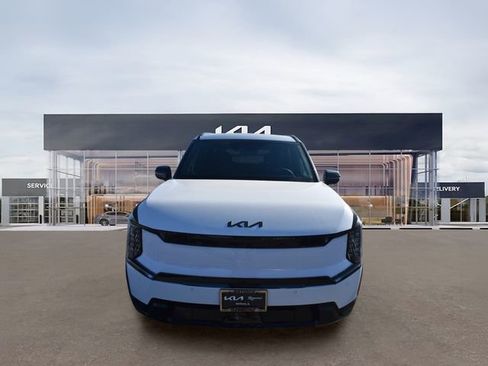 New 2026 Kia EV9 Land AWD/4WD image 9