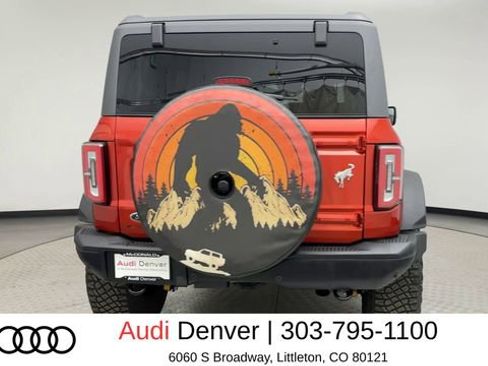 Used 2024 Ford Bronco Badlands image 3