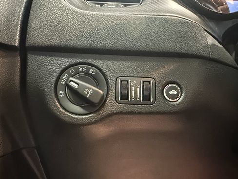 Used 2023 Dodge Charger SXT w/ Blacktop Special Edition AWD/4WD image 18