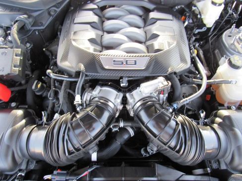 Used 2024 Ford Mustang GT Premium RWD image 12
