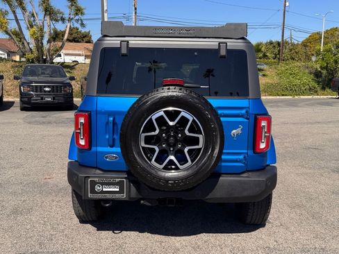 Used 2023 Ford Bronco Outer Banks image 11