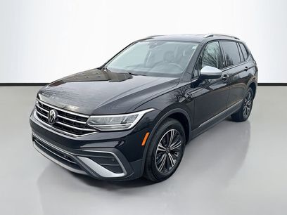 Used 2024 Volkswagen Tiguan SE