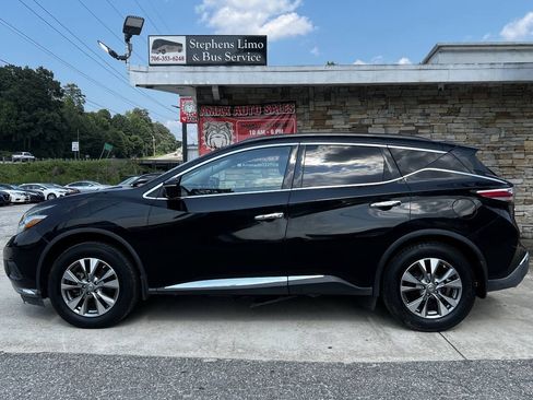 Used 2015 Nissan Murano SV w/ Premium Package FWD image 3